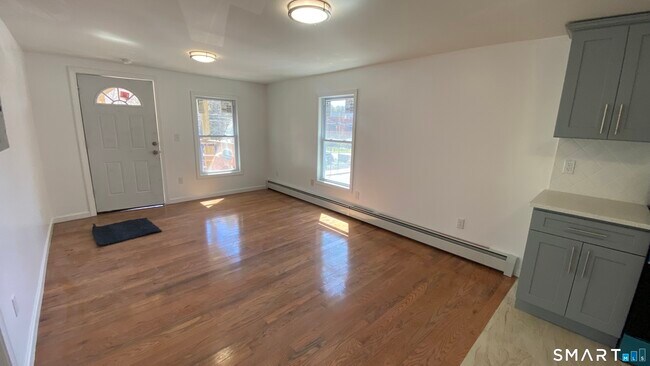 Building Photo - 125 Wall St