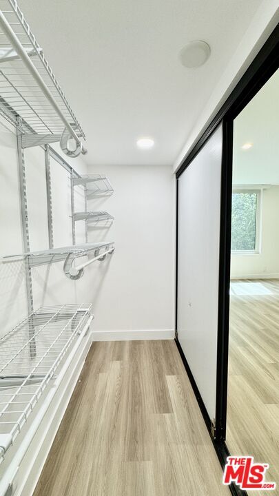 Building Photo - 414 N Palm Dr