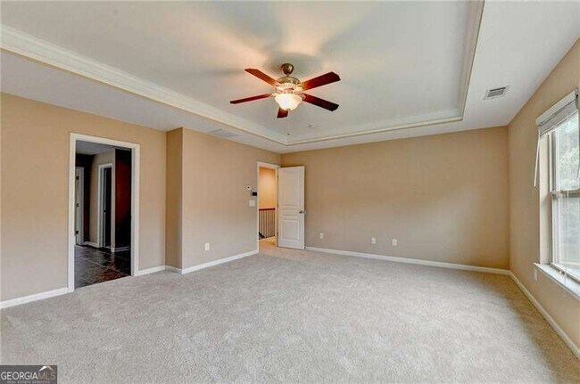 Building Photo - 4228 Woods Creek Ln
