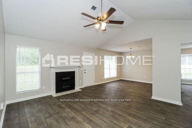 Building Photo - 3501 Baroney Ln SW