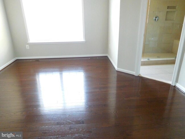 Building Photo - 9828 Smithview Pl