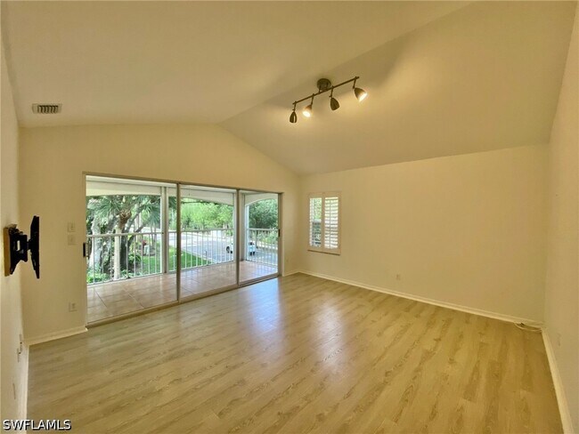 Building Photo - 1096 Woodshire Ln