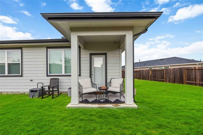 Building Photo - 2802 Wingmore Ln