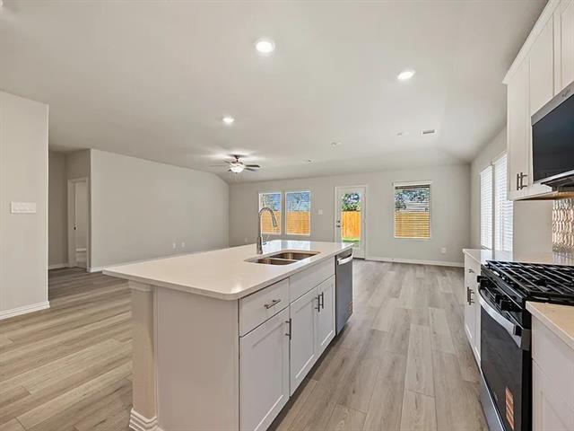 Building Photo - 1017 Emberwood Dr
