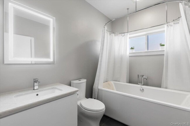 Building Photo - 73 Maple Ave