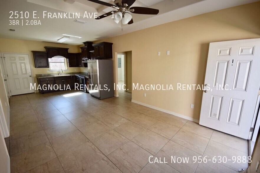 Building Photo - 2510 E Franklin Ave