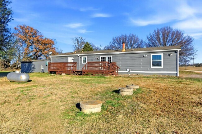 Building Photo - 2828 Sandusky Rd E