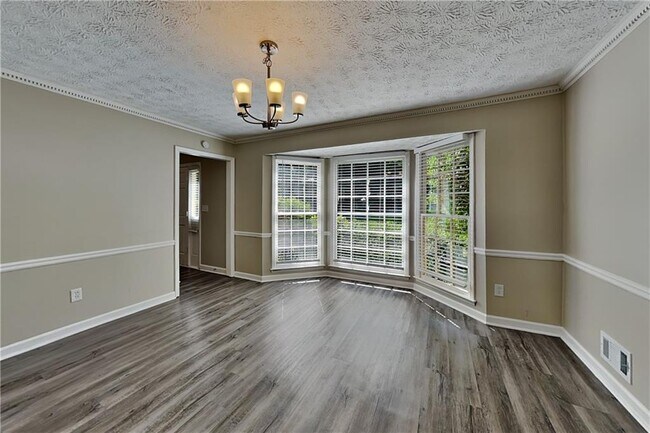 Building Photo - 3940 Camrose Pl
