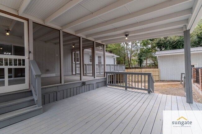 Building Photo - 11319 Harding Rd