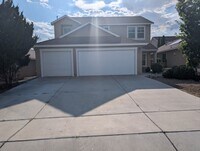 Building Photo - Spacious 2-Story Home with 3-Car Garage in...