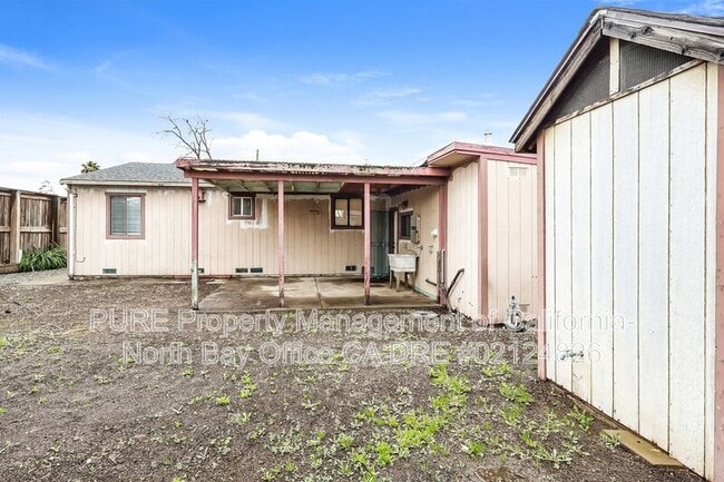 Building Photo - 1426 Olive St