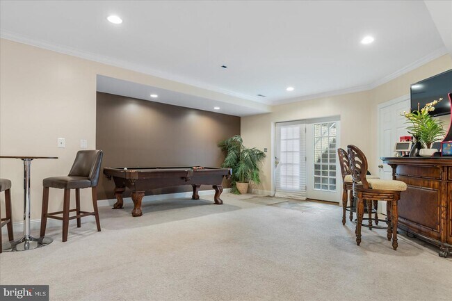 Building Photo - 1710 Stone Ivy Pl