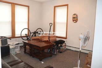 Building Photo - 31 Portsmouth St