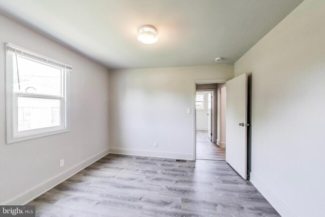 Building Photo - 8349 Bear Creek Dr
