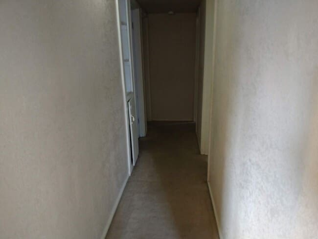 Building Photo - 2610 Azalea.  PROSPECTIVE TENANTS MUST SUBMIT A $58 NON-REFUNDABLE APPLICATION FEE PER APPLICANT ...