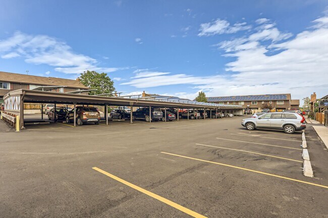 Building Photo - Evolve Real Estate: Stunning 2Beds/2 Baths, 1269 SQFT Condo with Two Assigned Parking Spots!
