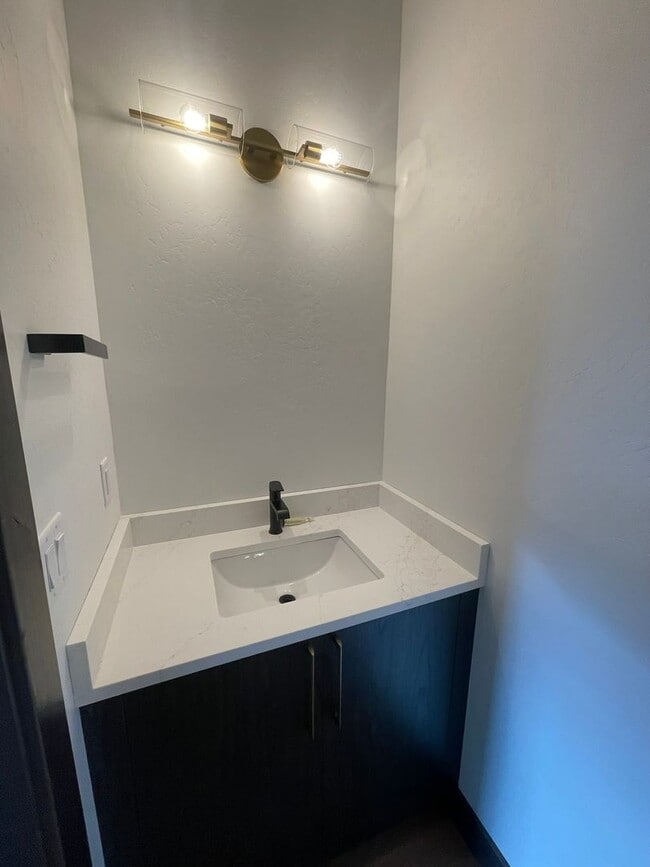 Building Photo - Whitefish Landing Town House