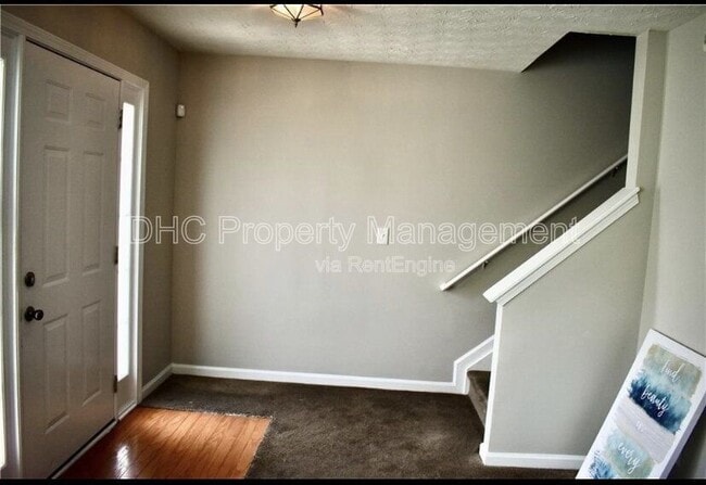 Building Photo - 2812 Vining Ridge Terrace