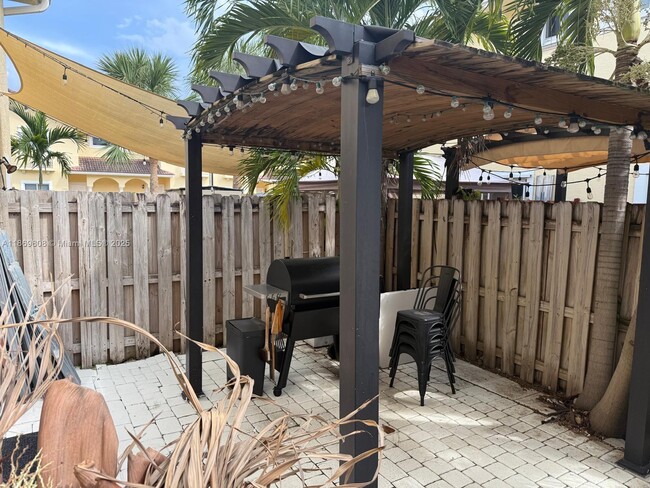 Building Photo - 7458 NW 179th Terrace
