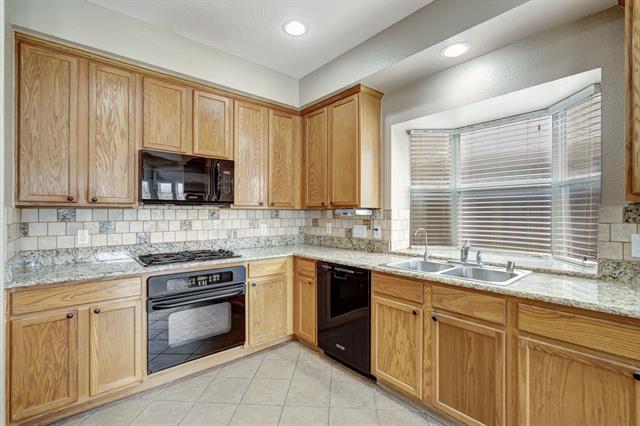 Building Photo - 9817 Bradford Grove Dr