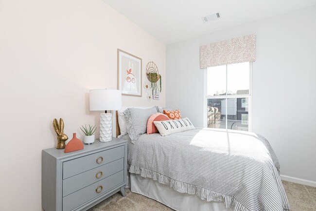 Building Photo - 2861 Beacon Cove