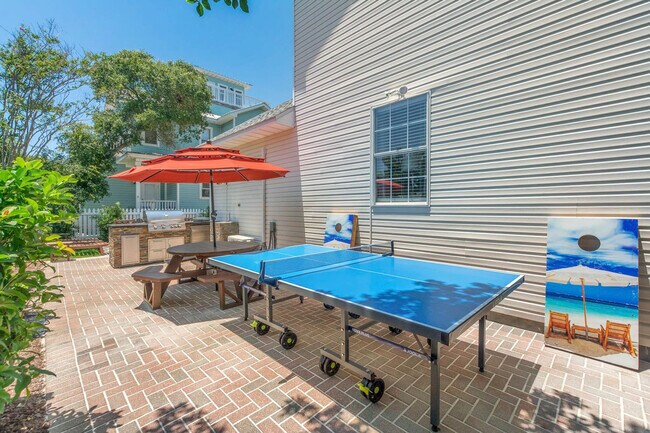 Building Photo - 4465 Clipper Cove