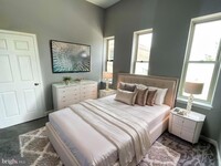 Building Photo - 2533 Woodbrook Ave
