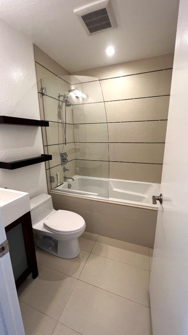 Building Photo - 10843 Northfield Square