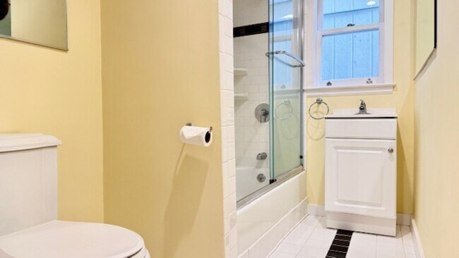 Building Photo - LT14MAIN