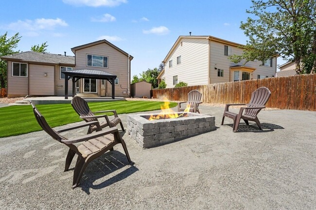 Building Photo - Fantastic Home in the Desirable Sterling Hills Neighborhood