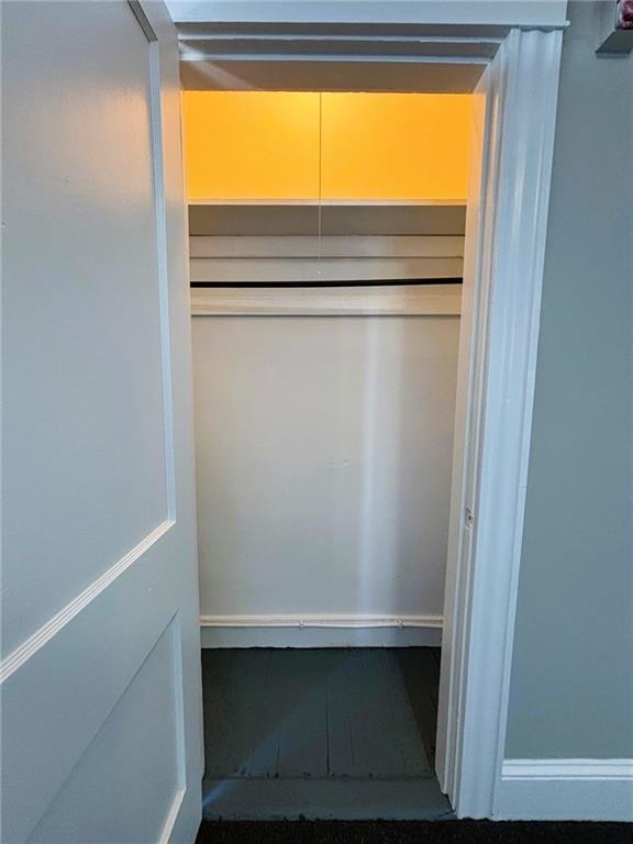 Building Photo - 124 Burnside Ave