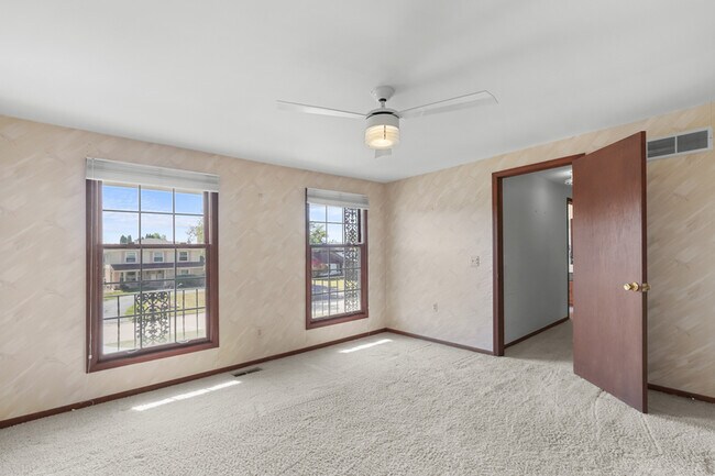 Building Photo - 3072 Brewster Ct