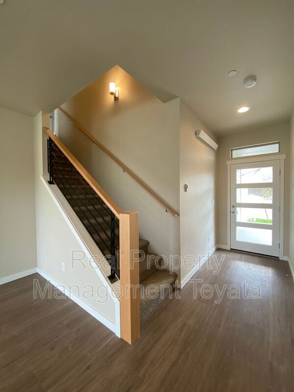 Building Photo - 809 Northview St