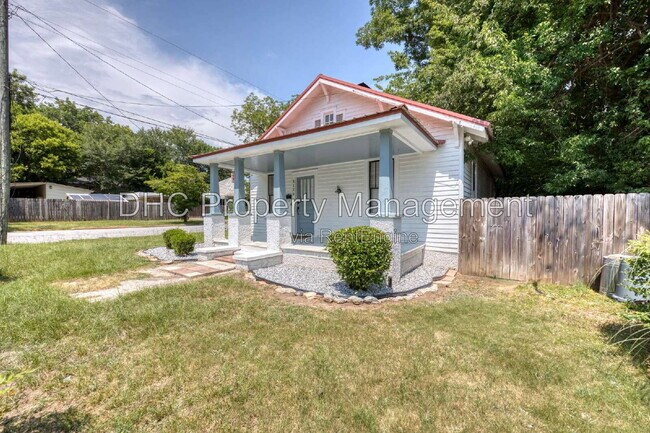 Building Photo - 3120 Pierpont Ave