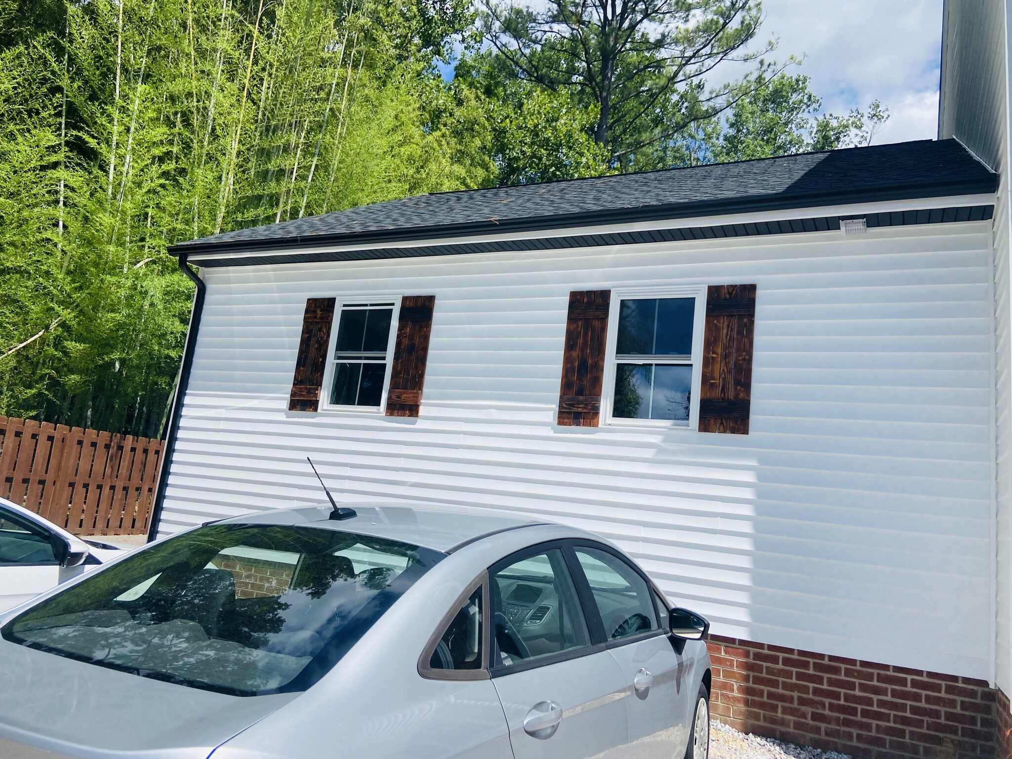 Building Photo - 900 Adams Rd