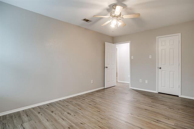 Building Photo - 10633 Lipan Trail