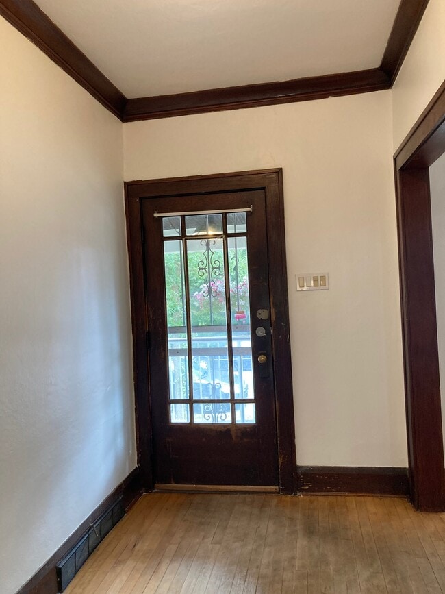 Building Photo - 3131 N Fratney St
