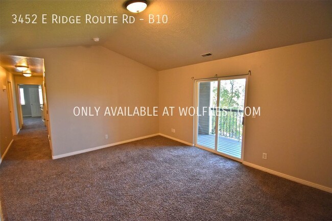 Building Photo - Breathtaking 3 Bed Eagle Mountain Condo! N...