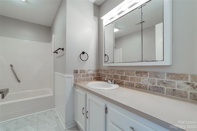 Building Photo - 231 Ramsey Ct