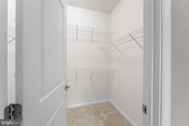 Building Photo - 3218 Vogel Rd