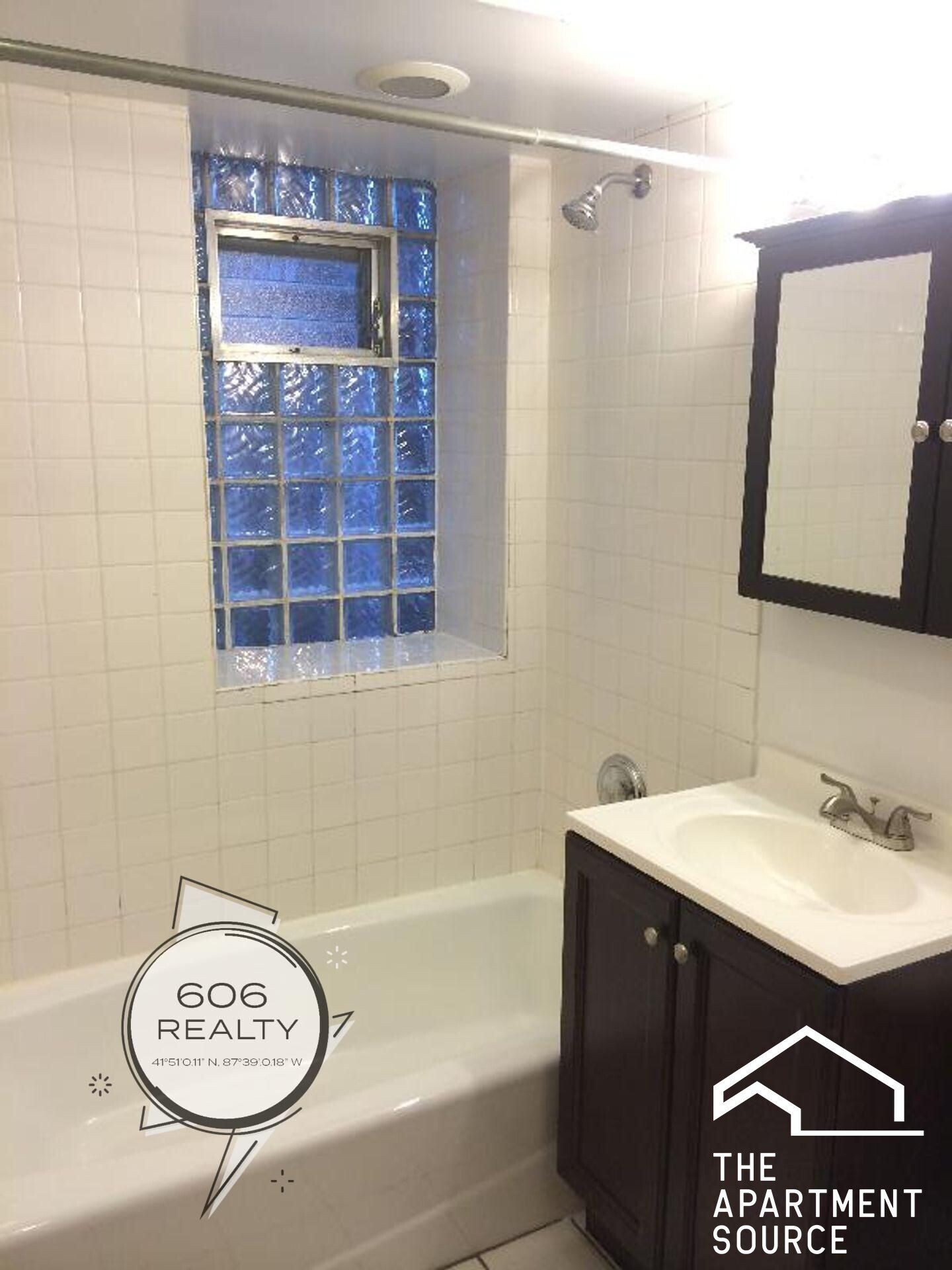 Building Photo - 3407 W Parker Ave