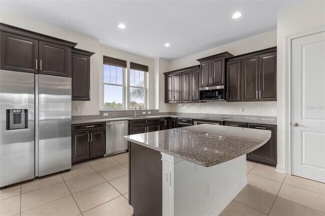 Building Photo - 2703 Morning Light Ct