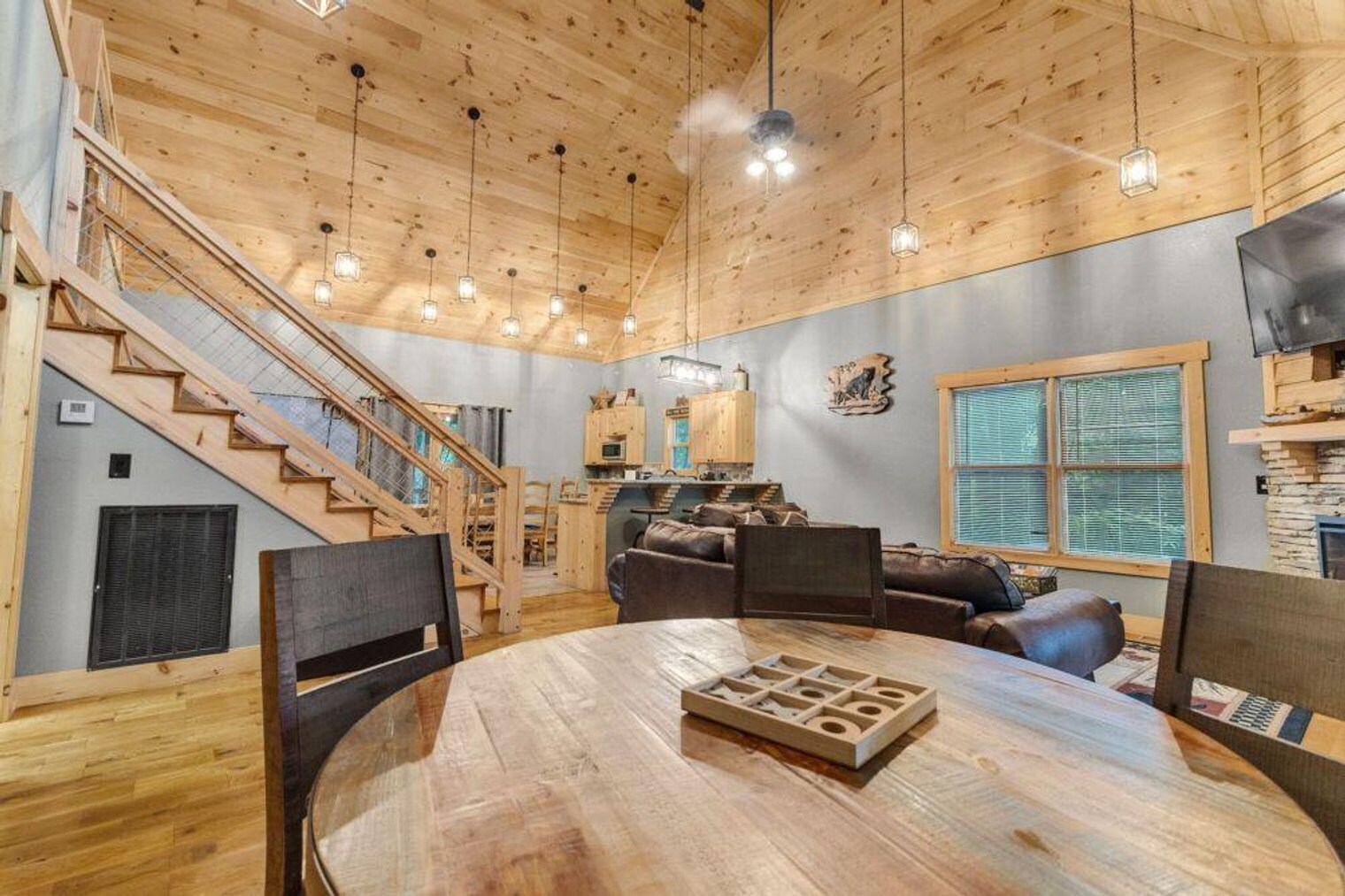 Building Photo - 2485 Waldens Creek Rd