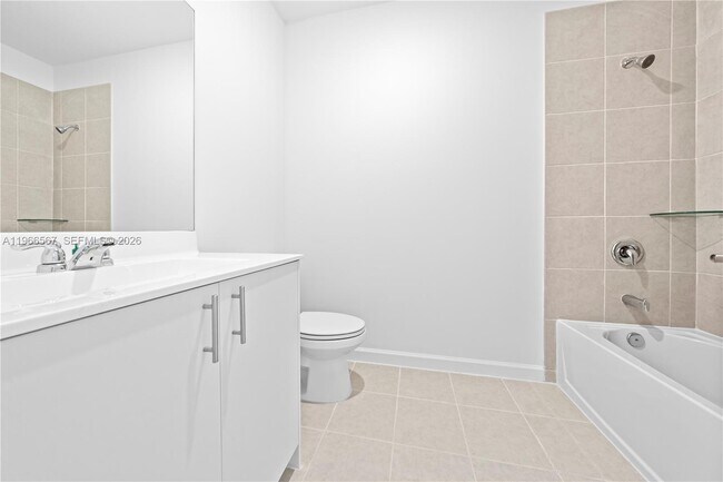 Building Photo - 2442 SE 30th St