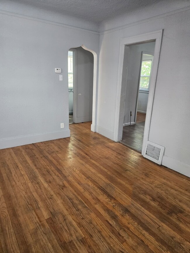 Building Photo - 15909 Woodingham Dr