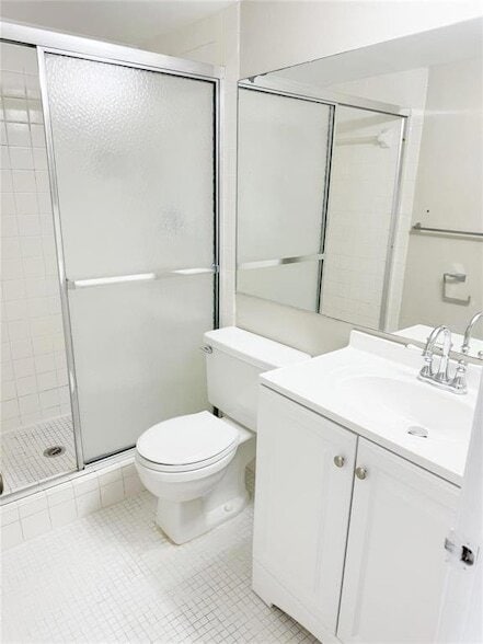Building Photo - 2788 Tennis Club Dr