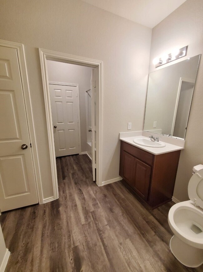 Building Photo - 3623 Champions Cove Ln