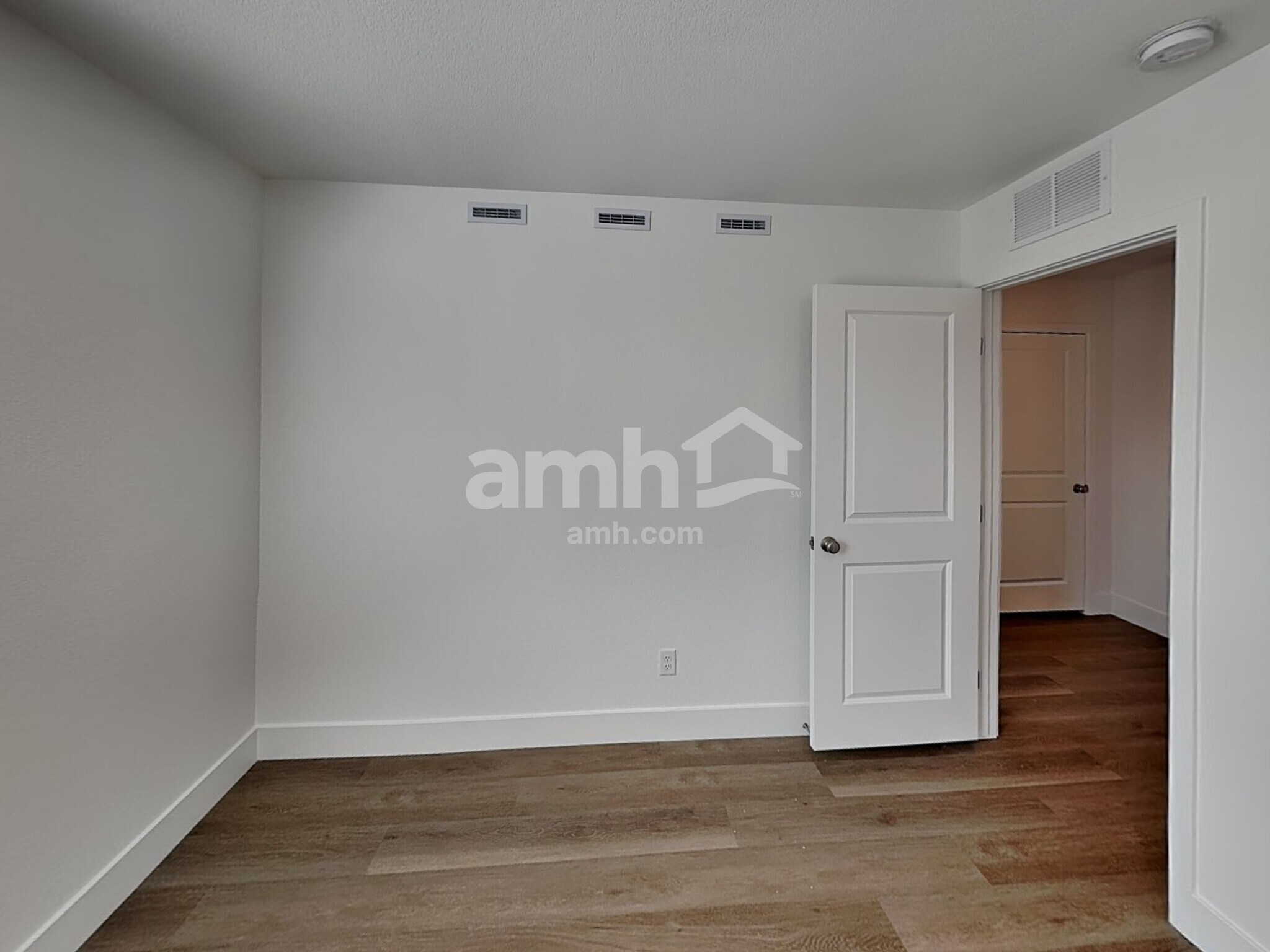 Building Photo - 9172 Aaron Pointe Ct