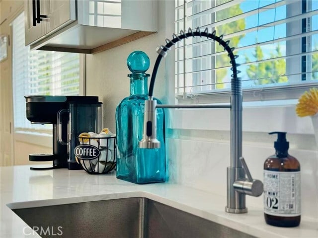 Building Photo - 1741 Warwick St