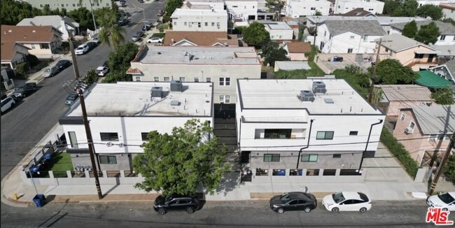Building Photo - 4601 Pickford St